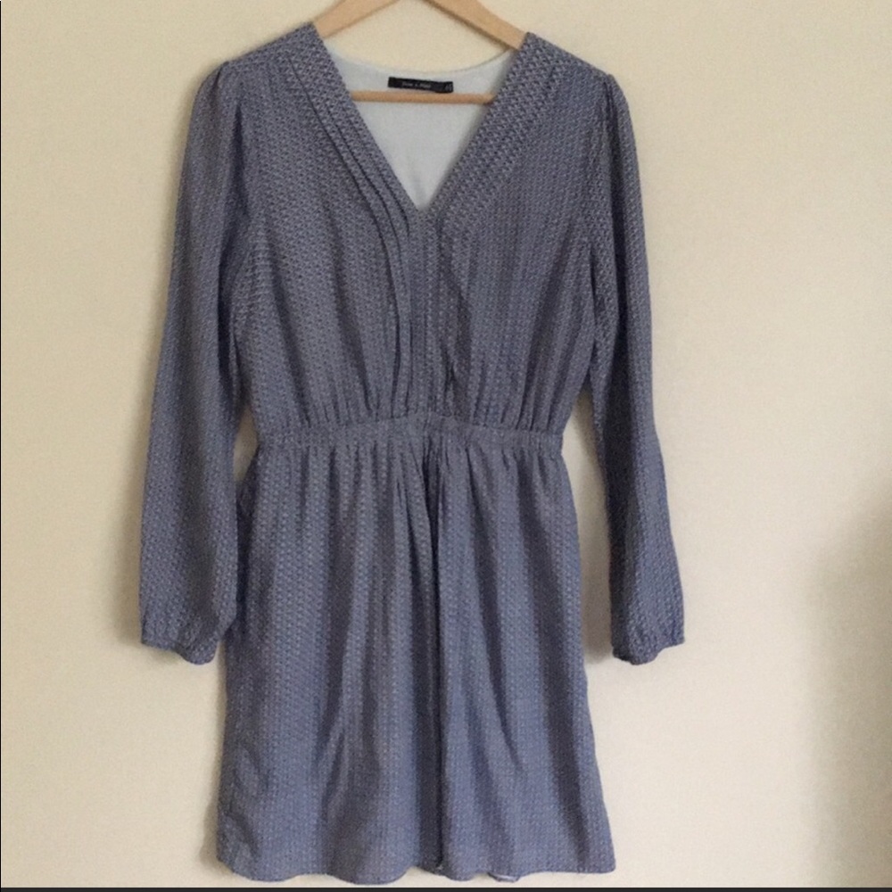 Doe & Rae Long Sleeve V Neck Dress